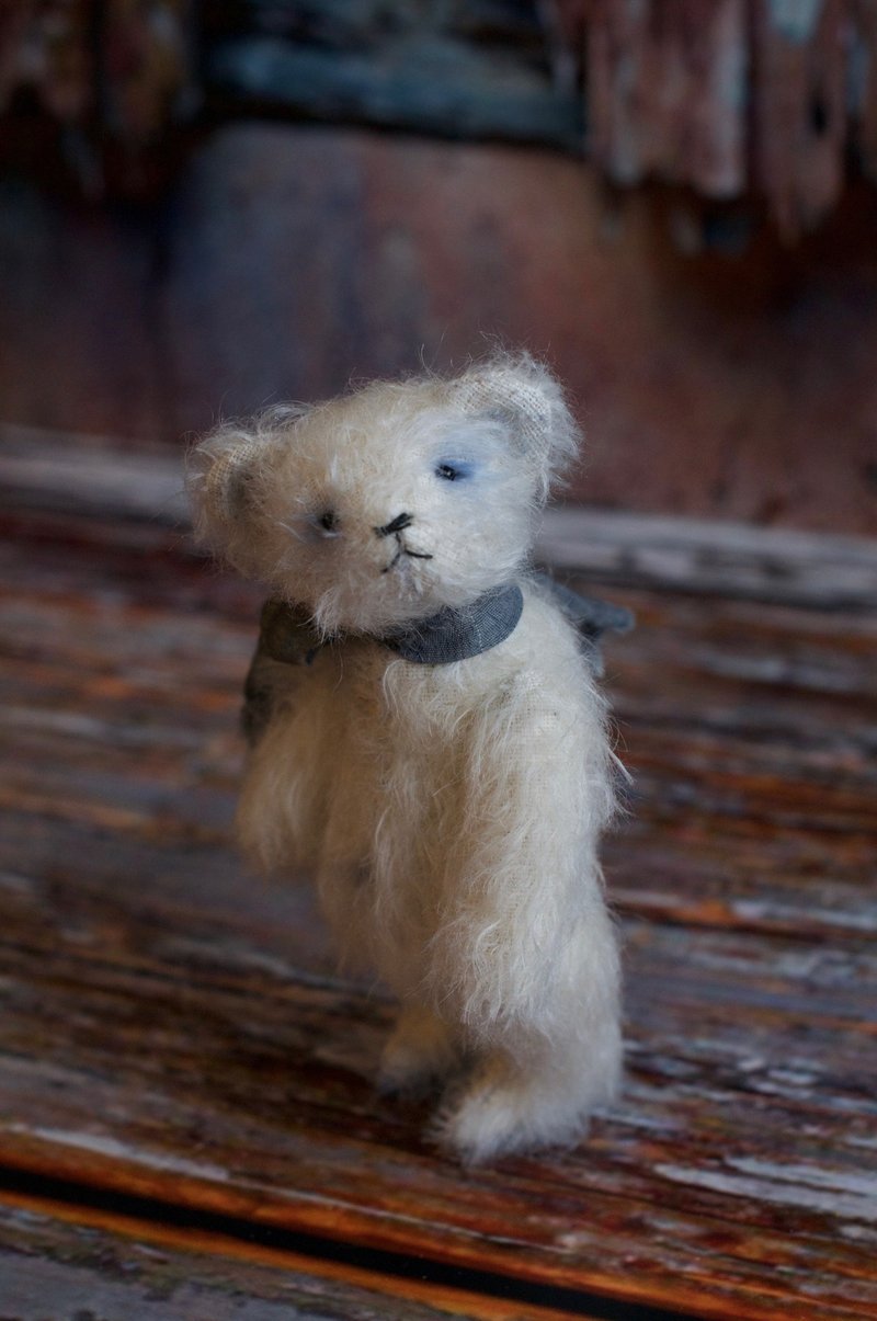 Little Polar Bear Umka created with whitesnow mohair - Stuffed Dolls & Figurines - Other Materials White