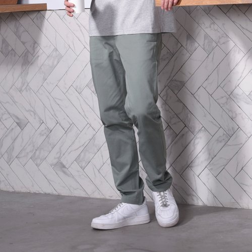 lim home カーキパンツストレートパンツ！色が素敵です。 異素材カーゴパンツ