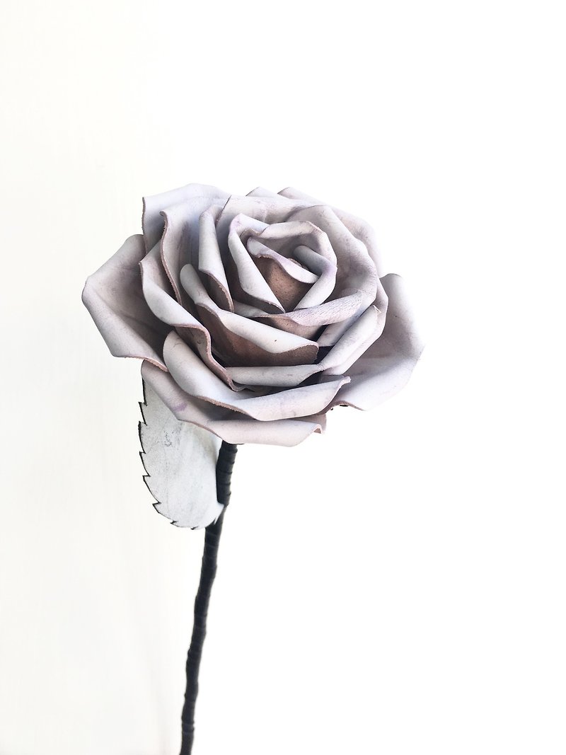 Frozen Lavendar Leather Rose - ตกแต่งต้นไม้ - หนังแท้ สีม่วง
