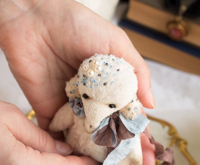 作家白いゾウハンドメイドぬいぐるみ テディベア アーティストの小さな白い象の手作りぬいぐるみかわいい