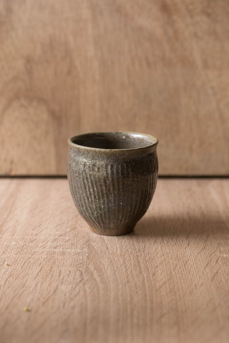 柴燒刻紋茶杯 | 聞香杯 - 茶壺/茶杯/茶具 - 陶 灰色