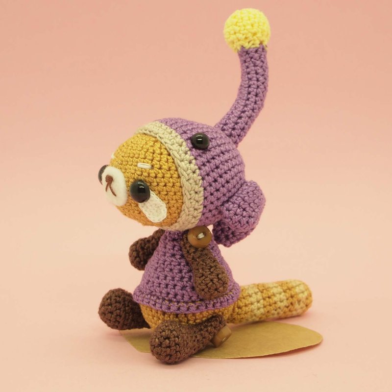 鉤針娃娃/ amigurumi /鑰匙鏈/鞭冠鮟鱇科服裝/玩偶【接單訂製】 - 鑰匙圈/鑰匙包 - 棉．麻 紫色