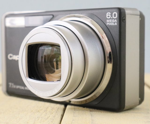 完動品】RICOH Caplio R4 コンパクトデジタルカメラ S/N 20116842