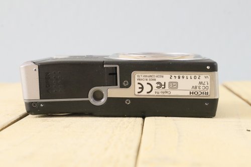 【完動品】RICOH Caplio R4 コンパクトデジタルカメラ S/N 20116842