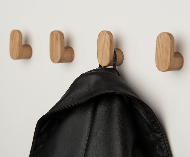 Natural wooden wall hooks CHARAVIK - Shop Fajno Design Hangers