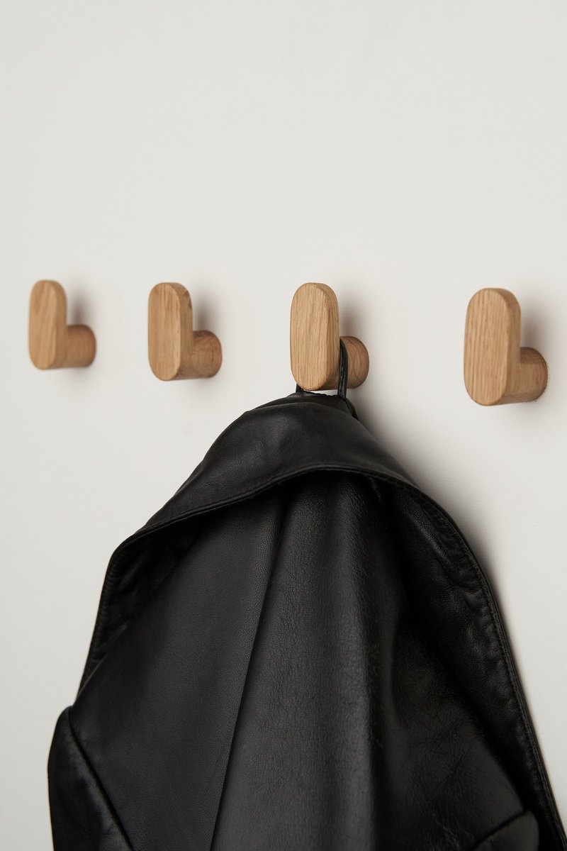 Natural wooden wall hooks CHARAVIK - ตะขอที่แขวน - ไม้ หลากหลายสี