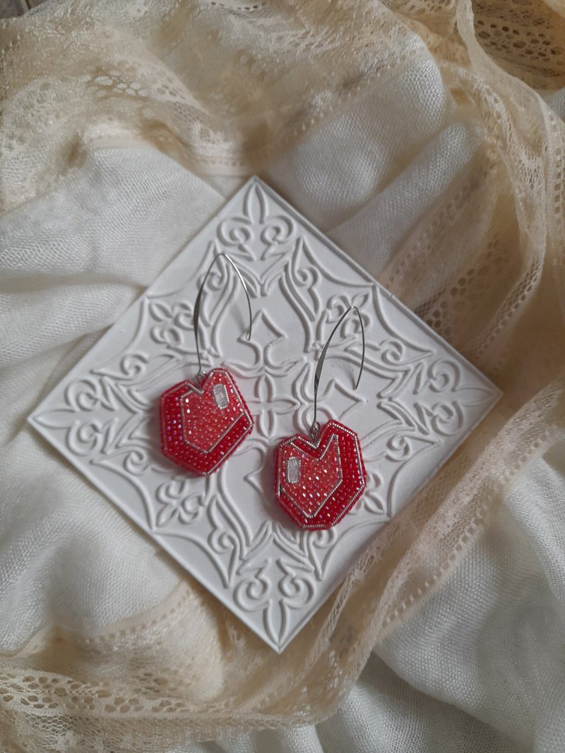 Beautiful handmade earrings with red cherry beaded embroidery geometry - ต่างหู - งานปัก สีแดง