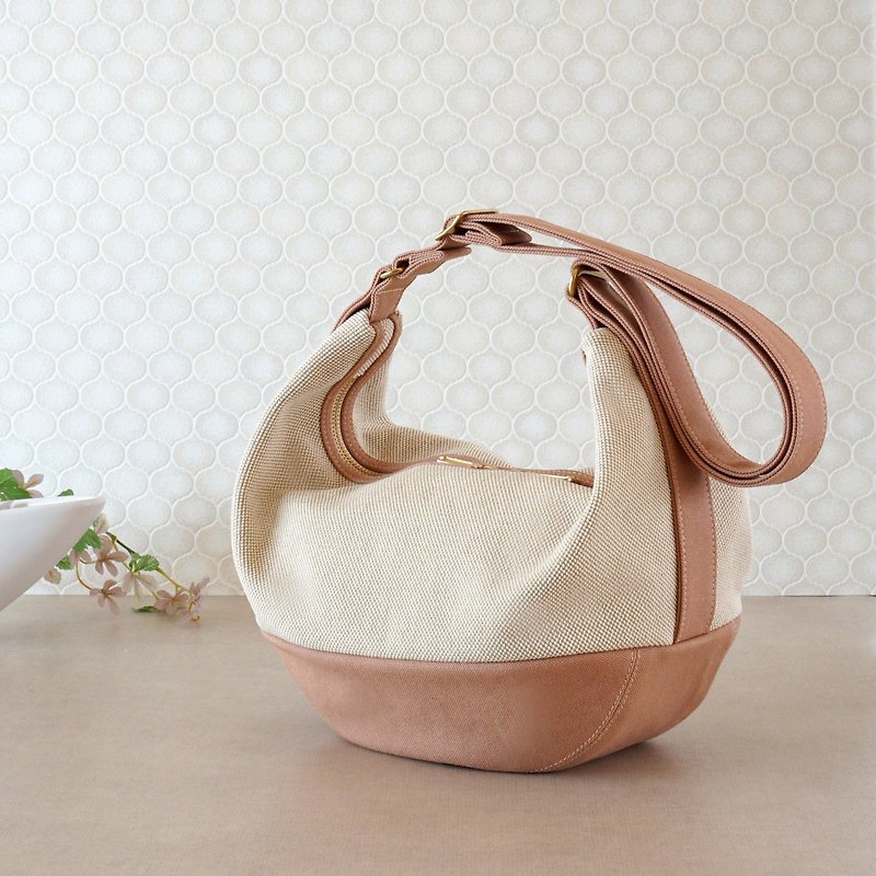Lamp / pink beige x marbled beige [Made to order] Trocco canvas bag - กระเป๋าแมสเซนเจอร์ - ผ้าฝ้าย/ผ้าลินิน สึชมพู