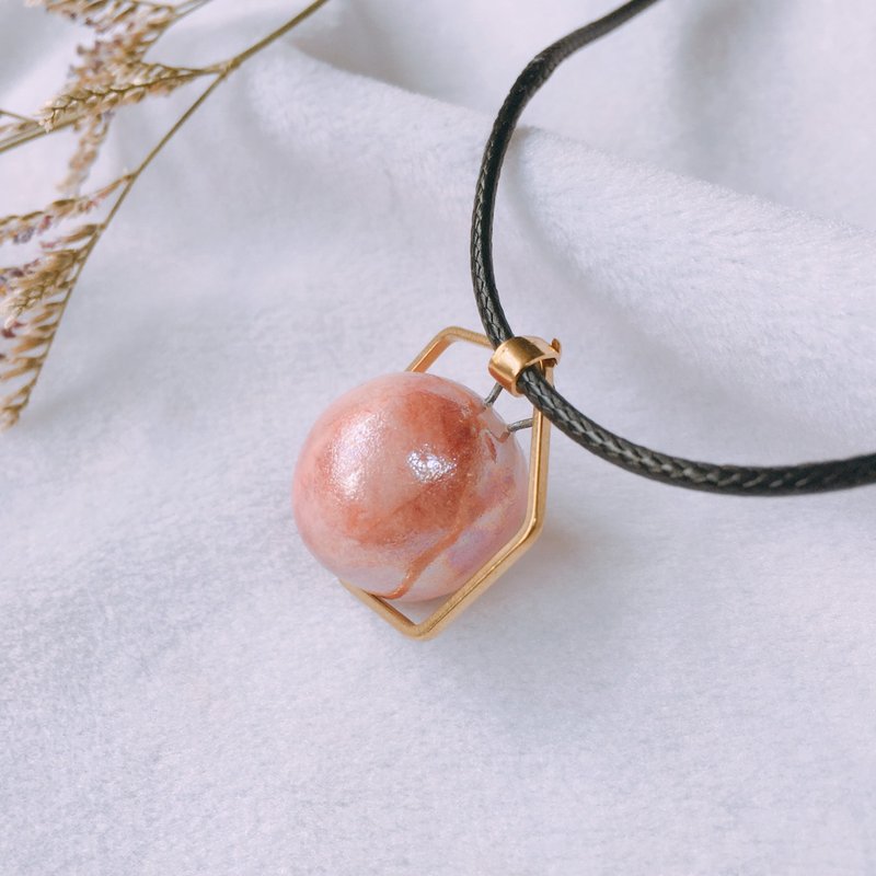 【擴香項鍊】香水精油項鍊 -桃紅珍珠光綴六角環 - 項鍊 - 瓷 粉紅色