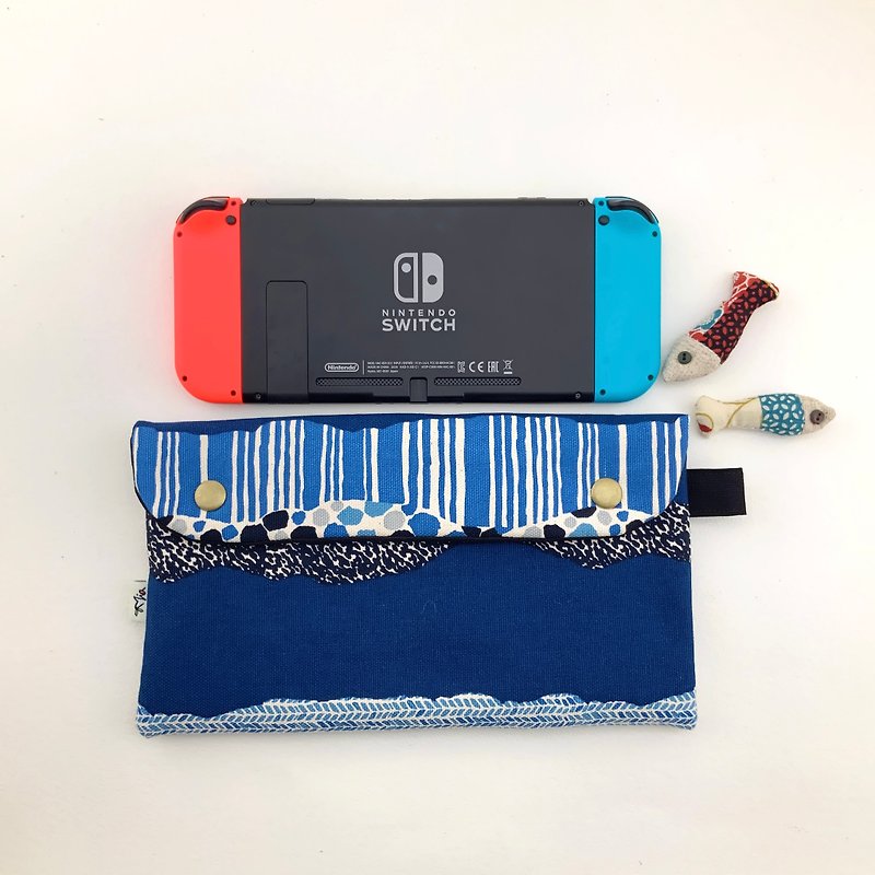 Switch 收納包— 遊戲片小口袋設計 - 化妝包/收納袋 - 棉．麻 