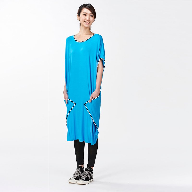 dress 幾何寬版洋裝-土耳其藍 - 洋裝/連身裙 - 棉．麻 藍色