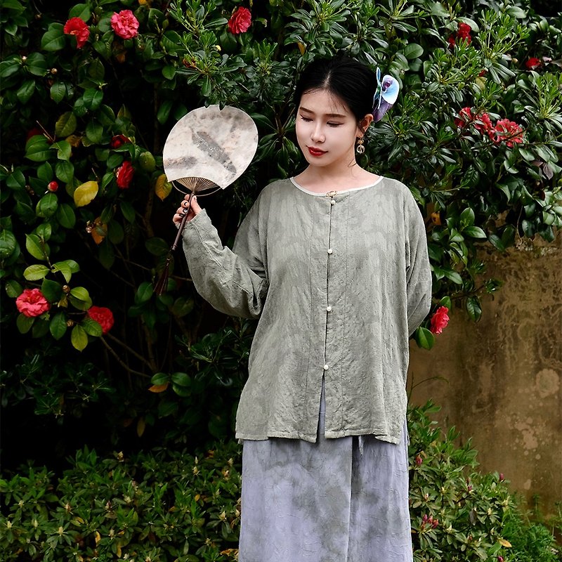 Plant-dyed New Chinese Hanfu Round Neck Shirt - เสื้อเชิ้ตผู้หญิง - ผ้าฝ้าย/ผ้าลินิน 