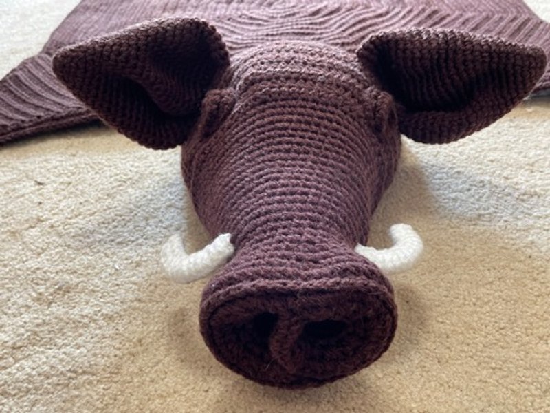 Crochet animal wild boar rug (both sides) [interior] decoration [zabuton] [rug] - Place Mats & Dining Décor - Cotton & Hemp 