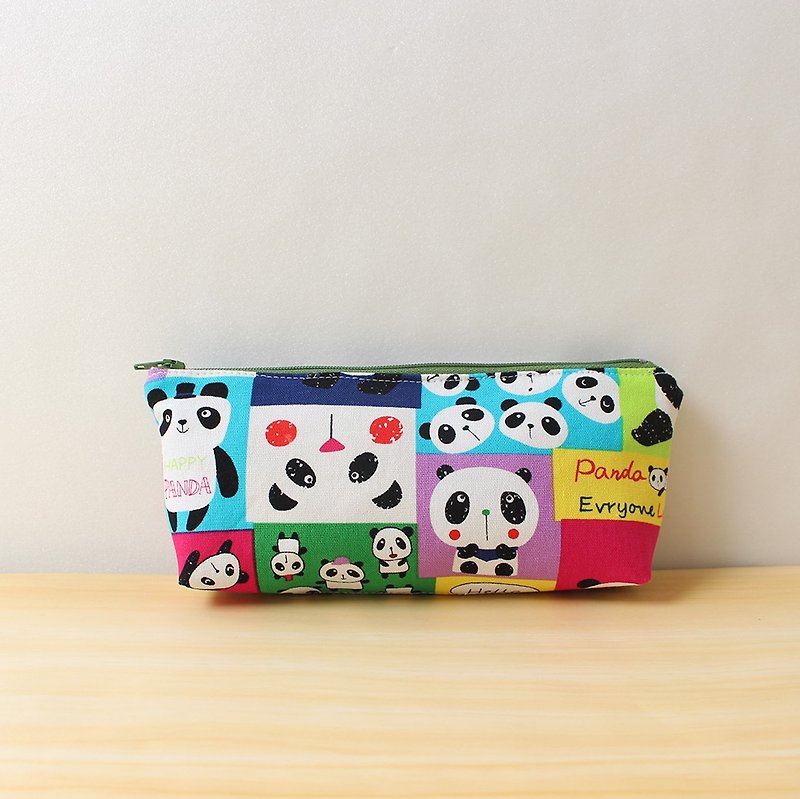 可愛熊貓筆袋-鮮豔版(中)/收納袋 鉛筆盒 化妝包 - 筆盒/筆袋 - 棉．麻 多色