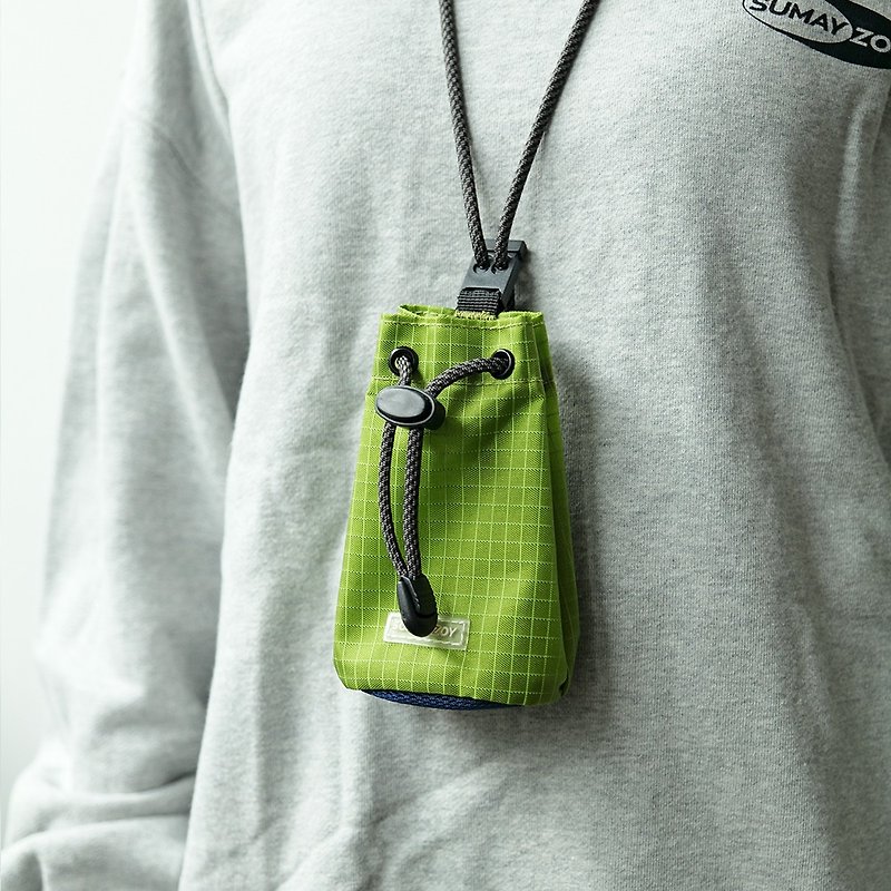 Portable small bag, earphone pouch, card holder, halter neck, sports outdoor mountain style small key bag green and green - Coin Purses - Polyester Green