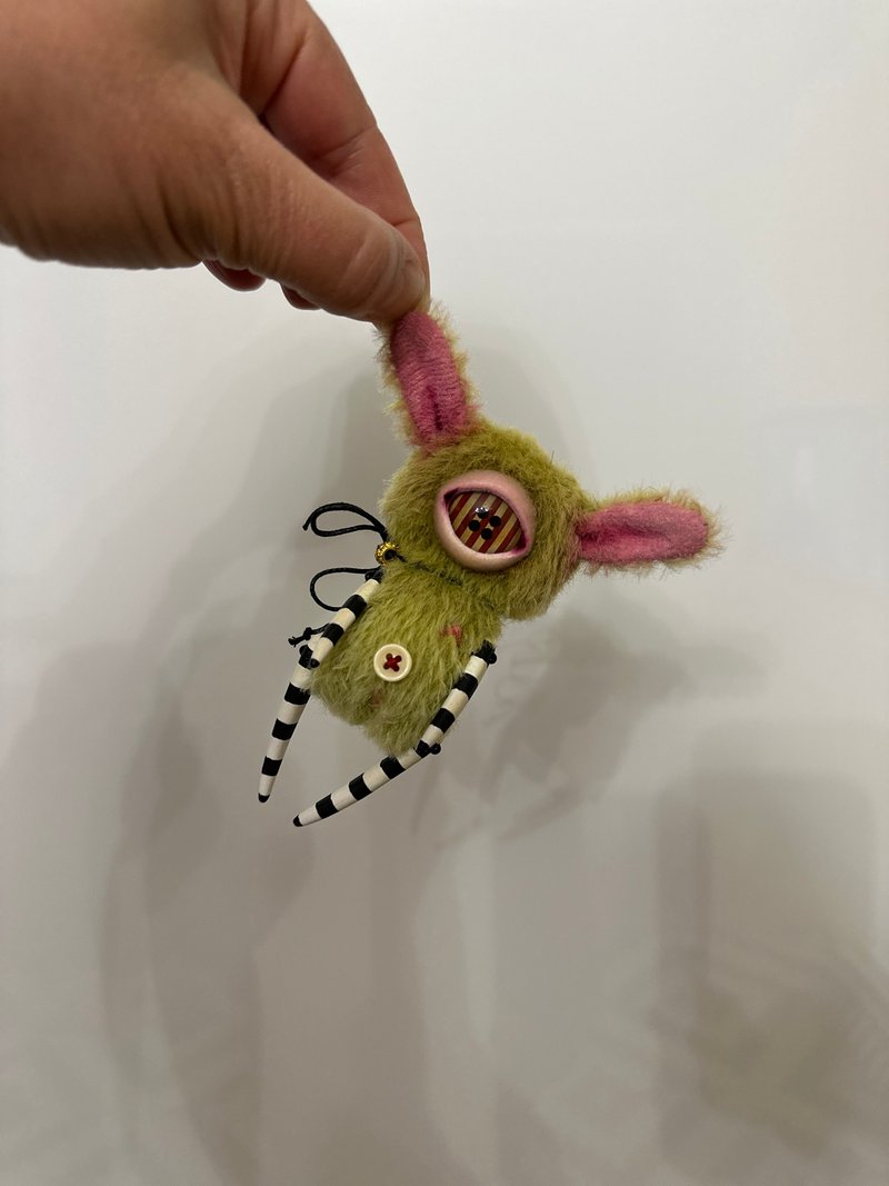 Cute crazy bunny - cyclops; toy for Blythe; tiny bunny _ READY TO SHIP! - 玩偶/公仔 - 其他材質 綠色