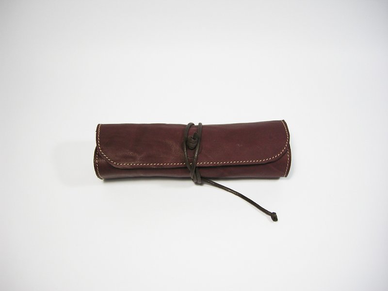 Leather scroll pencil case __ made zuo zuo hand-made pencil case tool bag scroll pencil case Thunder carving gift - กล่องดินสอ/ถุงดินสอ - หนังแท้ สีม่วง