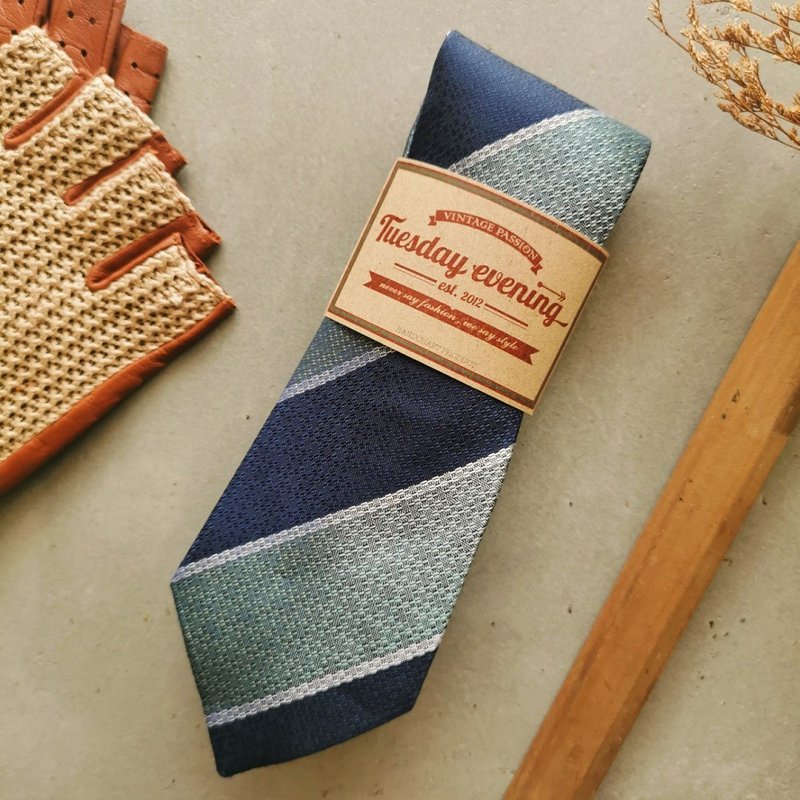 Necktie Navy with Blue Light Reflex | 8cm - 領帶/領帶夾 - 聚酯纖維 藍色