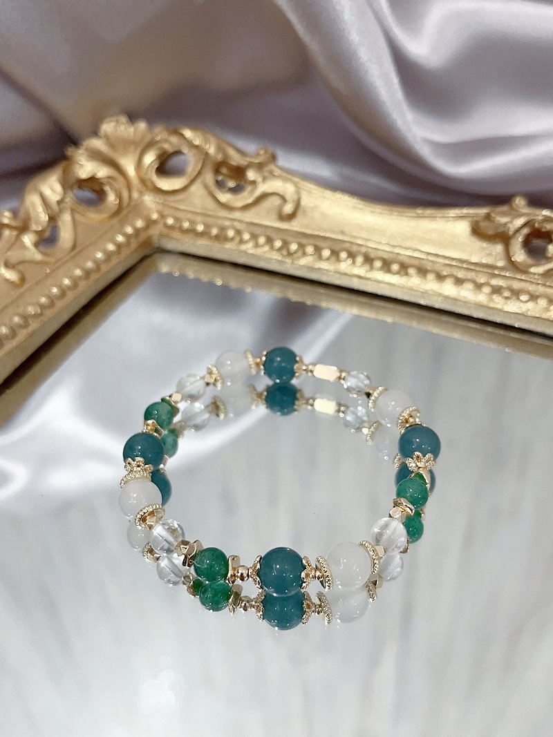 [Crystal Bracelet/Royal Garden] Jade White Chalcedony Green Strawberry Crystal White Crystal Pixiu - Bracelets - Crystal 