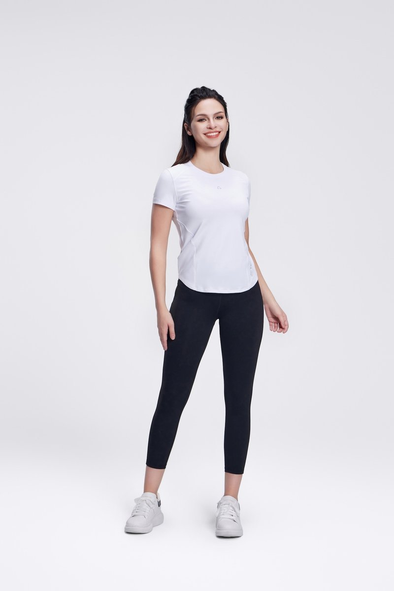 CiCi Sport Short Sleeve Tee - 女運動上衣/背心 - 尼龍 白色