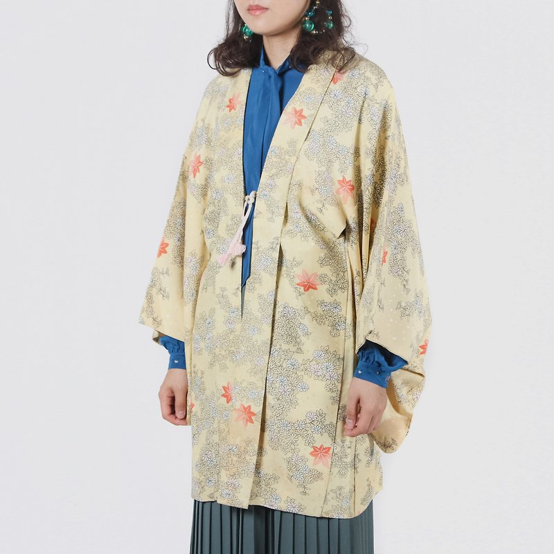 [Egg plant ancient] Spring warm maple printing vintage kimono feather weaving - เสื้อแจ็คเก็ต - ไฟเบอร์อื่นๆ 