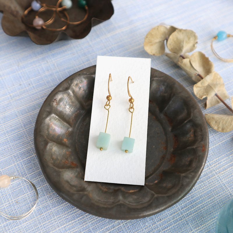 Small Draping Series - Mint Sugar Tianhe Stone can be clipped - Earrings & Clip-ons - Copper & Brass Green