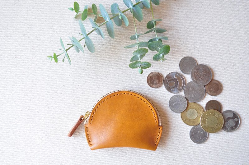 Crescent Moon Leather Coin Purse - Ming Yellow/ Zipper Coin Purse - กระเป๋าใส่เหรียญ - หนังแท้ 