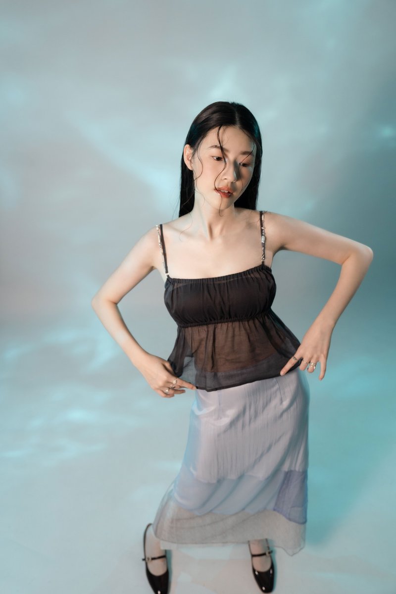 Moonlight meteorite spaghetti strap top-Xingzi joint model - Women's Vests - Cotton & Hemp Brown