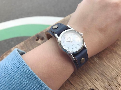 kouzandmokobo STITCH コントラストが美しいバイカラー ステッチラン腕時計 見やすい文字盤 SRW-NON-BA