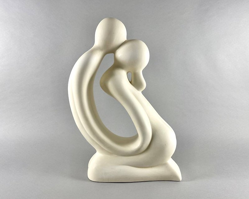 德國吉爾德美麗的情侶跪吻陶瓷雕塑| 稀有復古版 - 其他 - 陶 白色