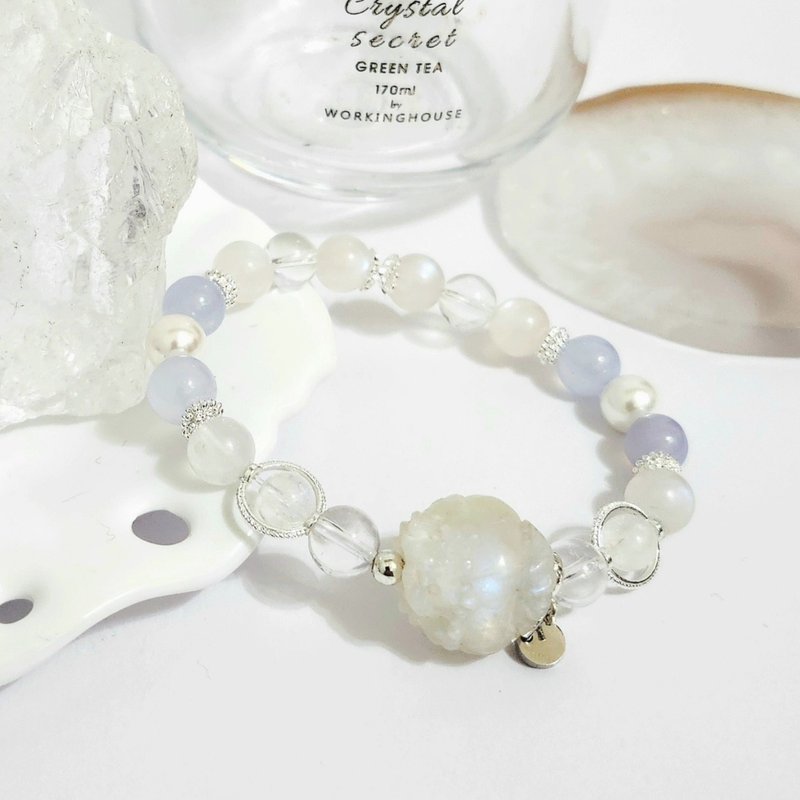 Moonstone Dragon Turtle Design Bracelet / For attracting romance and wealth / Enhancing communication / Balancing emotions Crystal - Bracelets - Crystal White