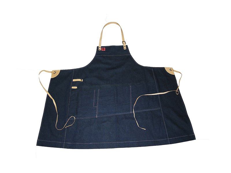 Leather belt denim apron (denim dark blue dyeing) __made as zuo zuo hand leather belt apron - Aprons - Cotton & Hemp Blue