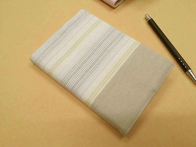 Exquisite A6 cloth book clothing ~ light khaki (single product) B04-025 - Notebooks & Journals - Other Materials 
