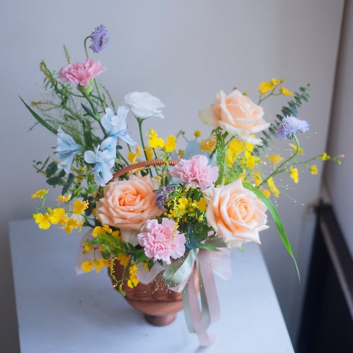 WAS floral 【母親節花禮預購】繽紛粉彩提籃花 | 鮮花桌花 | 可客製