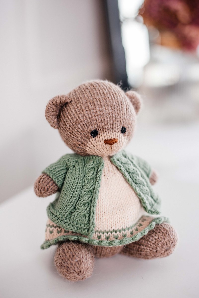 Teddy bear, fluffy bear, miniature bear, hand knit small teddy, organic toy, - เครื่องประดับ - ขนแกะ 