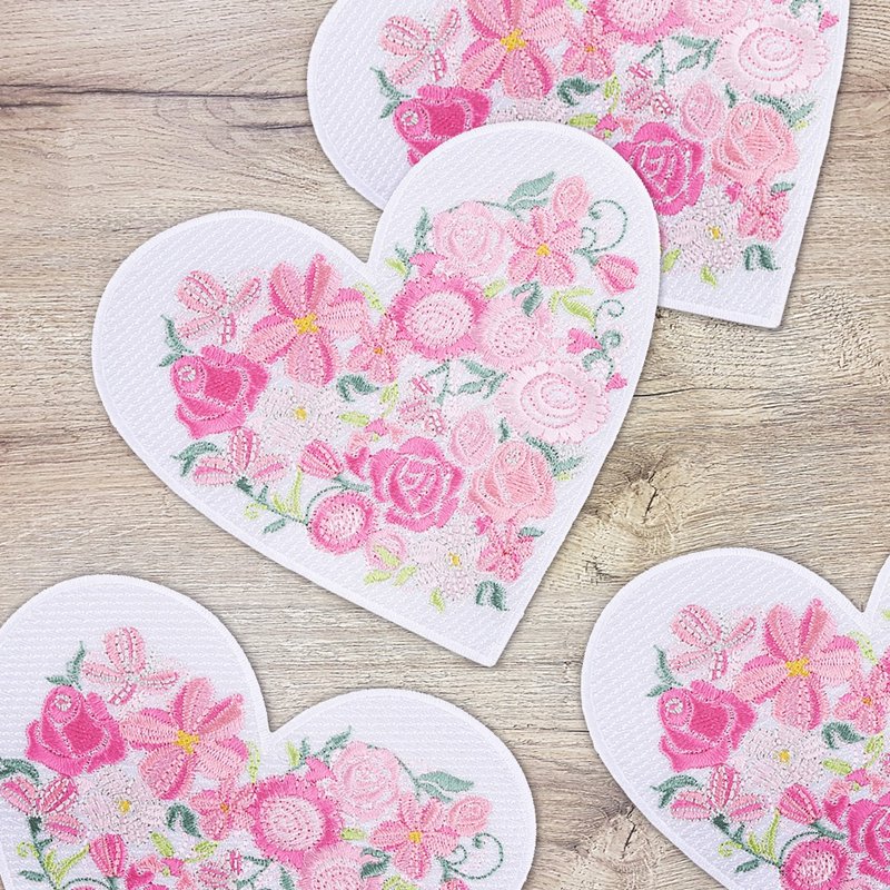 Embroidered Fabric Patch - Love Flower - Stickers - Thread 