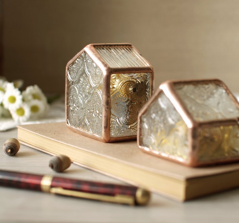 窗花小屋音樂盒/八音盒/海棠花玻璃-發條機芯 - 擺飾/家飾品 - 其他材質 銀色