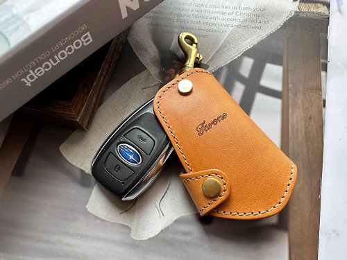 Car Remote KeyChain Pouch,Leather Key Holder,Car Key Holder,Car Key Case,Key  Fob - Shop Graphy Tee Keychains - Pinkoi