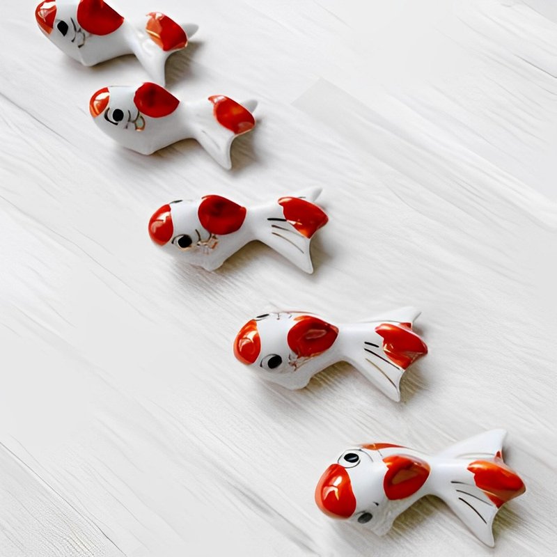 Goldfish Chopstick Rest - ตะเกียบ - เครื่องลายคราม สีแดง