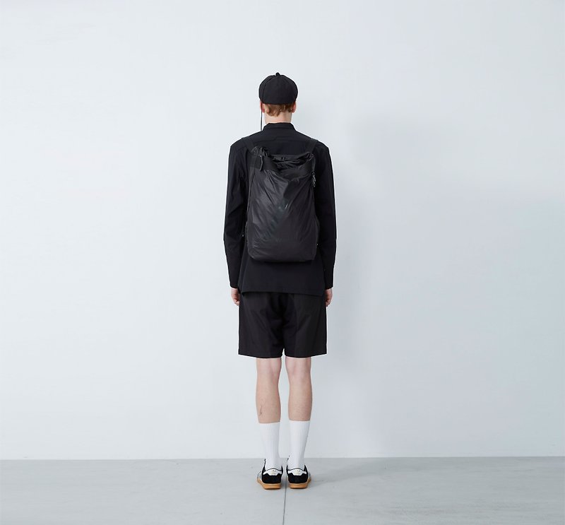 Behind Zero - Space Adjustable Backpack - Black - กระเป๋าเป้สะพายหลัง - ผ้าฝ้าย/ผ้าลินิน สีดำ