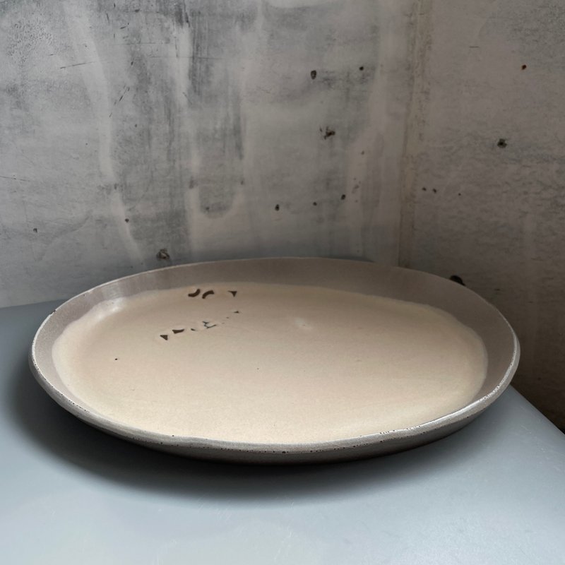 @studio_florero Crawling Glaze Oval Platter - Plates & Trays - Pottery Khaki