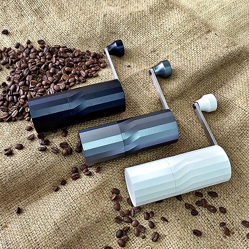 HOFFE COFFEE 【現貨】HOFFE CAFEDE KONA 設計師款手搖磨豆機 (三色)