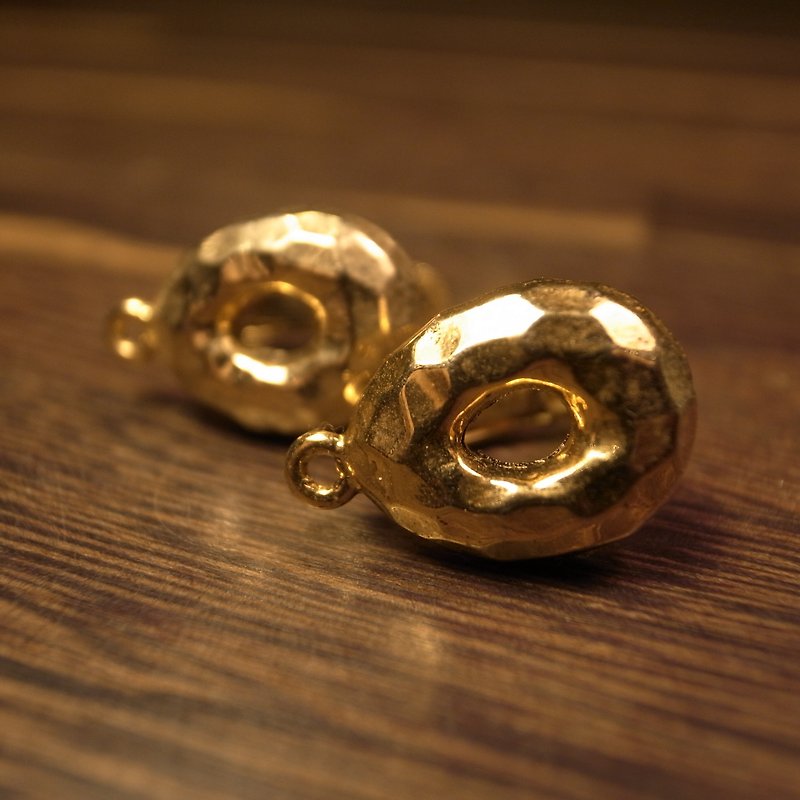 老骨頭 水滴簍空夾式耳環   VINTAGE - 耳環/耳夾 - 其他材質 金色