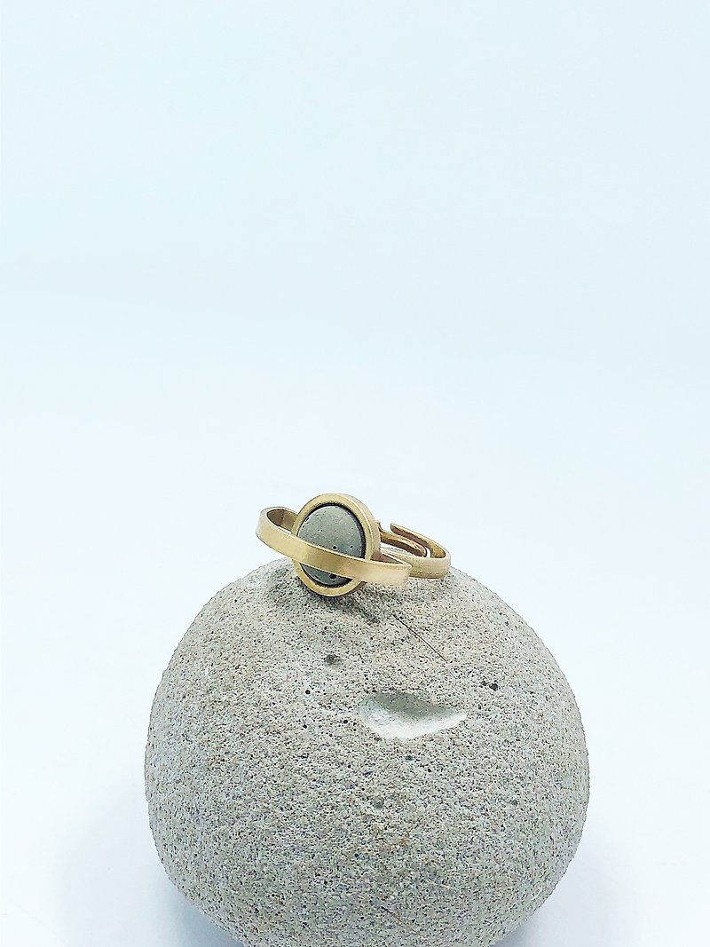 Brass Cement Ring Agaric Garden x C3CraftStudio Moon Tour - General Rings - Other Metals 