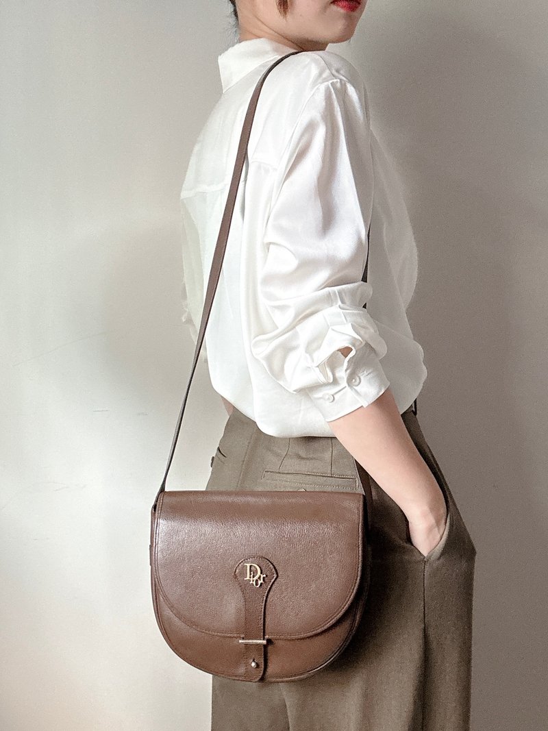 Second-hand Christian Dior leather half-moon bag crossbody bag - Messenger Bags & Sling Bags - Genuine Leather Brown