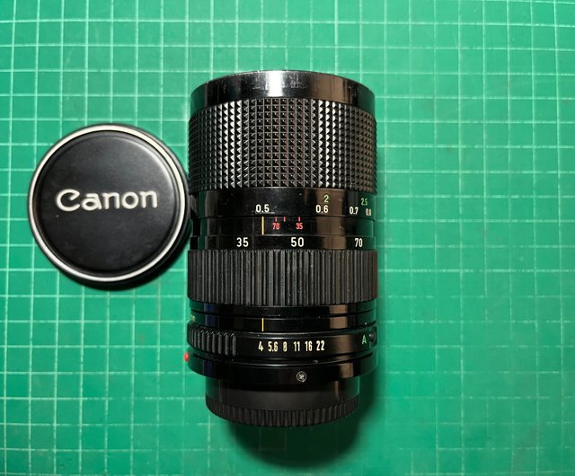 Canon A-1 フィルムカメラ NEW FD35-70mmズームレンズ付き Canon A-1 フィルムカメラ NEW FD35-70mmズームレンズ付き