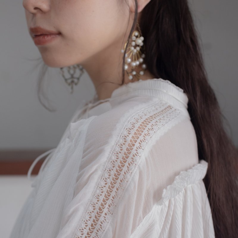 3ren ribbon blouse (white) - 女襯衫 - 棉．麻 白色