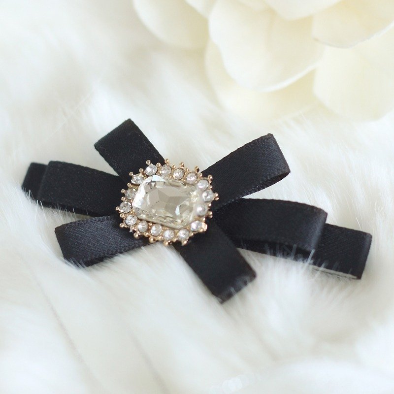 Classy Ribbon with Rhinestone Hair Clip - Hair Accessories - Other Metals Black