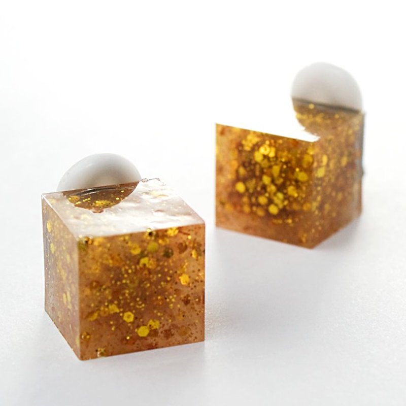 キューブイヤリング(フォーティーナイナー) - 耳環/耳夾 - 其他材質 金色