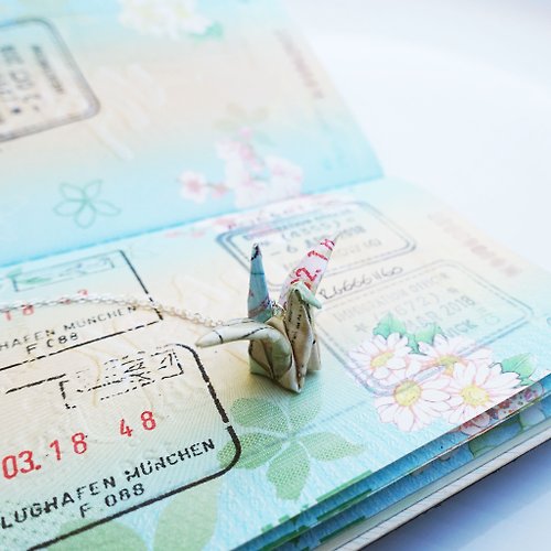 Dopamine 客製化 | 旅遊護照項鍊 | 紙鶴 | 純銀